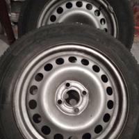 cerchi in ferro con gomme pneumatici 185/65 R15