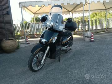 APRLIA 250 SCARABEO 2008 Bauletto Parabrezza 2 Chi
