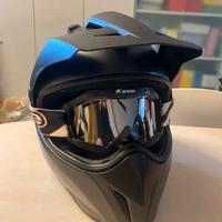 2 casci bmw mod enduro taglia m