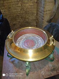 Braciere antico in ottone e rame con base in ferro