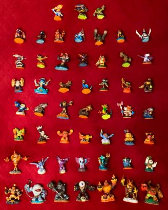 Lotto Skylanders 52 personaggi + basi + giochi