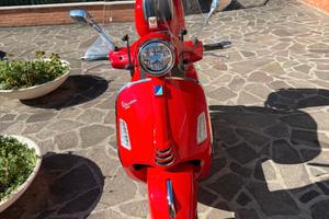 VESPA 300 GTS