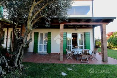 PORZIONE DI BIFAMILIARE A CAORLE
