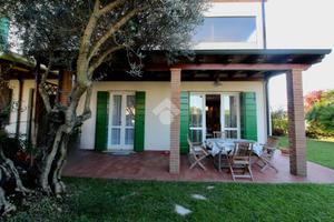 PORZIONE DI BIFAMILIARE A CAORLE
