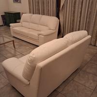 coppia divani tre/ due posti 