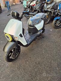 SYM 4MICA 125 TRASPORTO CONSEGNE