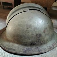 elmetto militare adrian