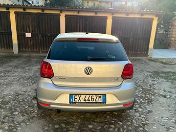 VOLKSWAGEN Polo 5ª serie - 2015