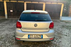 VOLKSWAGEN Polo 5ª serie - 2015