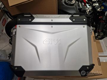 Givi outback evo 37 litri nuove