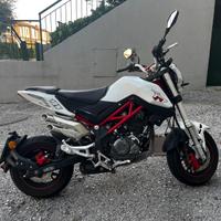 Moto Benelli Tornado Naked T 125 (2017)