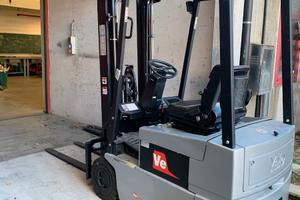 Carrello Elevatore elettrico YALE mod. ERP16ATF