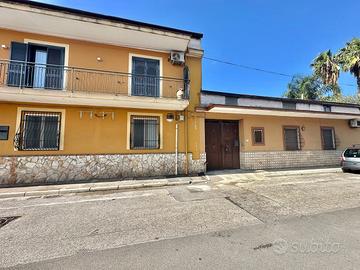 Sant'Arpino, Appartamento semi indipendente 130