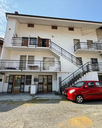 4 LOCALI A VILLAR DORA