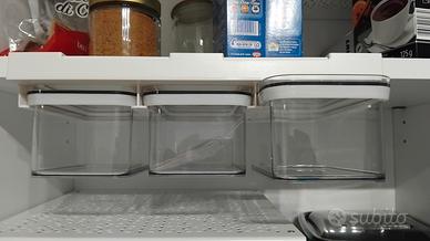 contenitori   con espositore da armadio