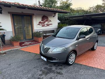 LANCIA Ypsilon 1.2 69cv TAGLIANDATA! GOMMATA! EU