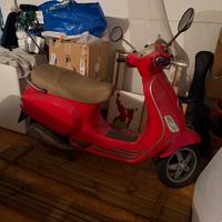 Vespa Lx 150