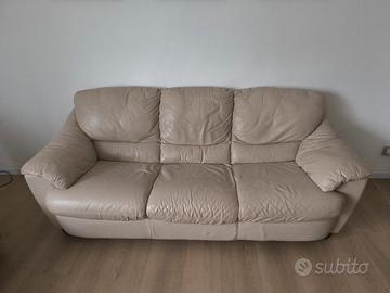 Divano in pelle vera 