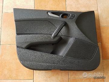 Pannello porta anteriore sinistro audi A1 5 porte