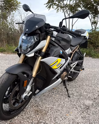 S1000r tagliandata Bmw anno 2021