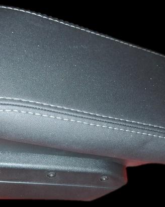 Bracciolo per Peugeot 2008 