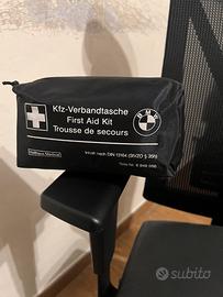 Kit primo soccorso bmw