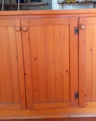 Armadio in legno