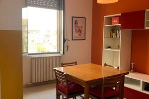 Luminoso bilocale arredato