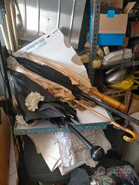 ombrelli e cappellini 