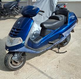 Piaggio Hexagon