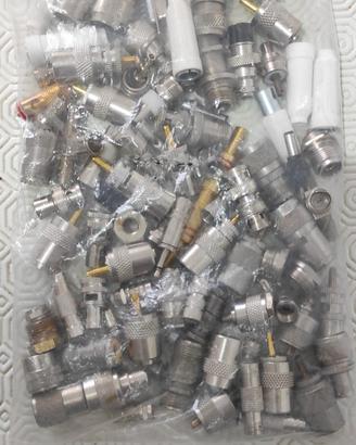 Componenti varie per apparati elettronici