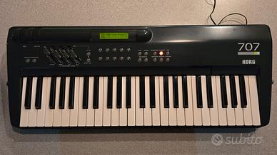 Tastiera/Sintetizzatore KORG707