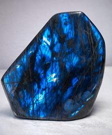 Labradorite blu elettrico