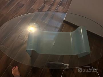 Tavolino di cristallo