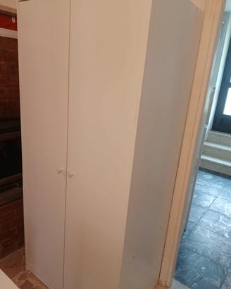 Armadio Ikea a due ante già montato!!