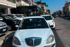 Lancia Ypsilon 1.3 Multijet 16V Argento NEOPATENTA
