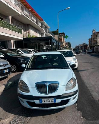 Lancia Ypsilon 1.3 Multijet 16V Argento NEOPATENTA