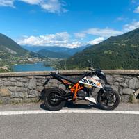 Ktm duke 690r