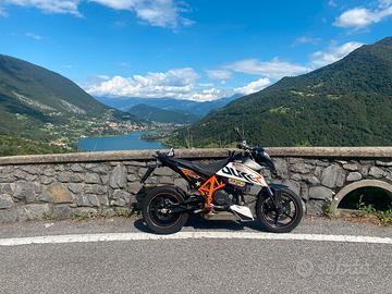 Ktm duke 690r