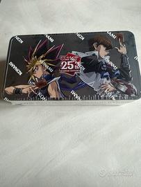 Yu-Gi-Oh! Tin 25° Anniversario: Specchi Duellanti
