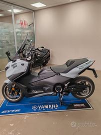 Yamaha TMAX 560 Tech