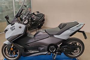 Yamaha TMAX 560 Tech