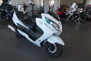 Suzuki Burgman AN 400 LUX