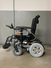 Carrozzina elettrica da esterno