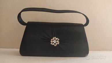 Borsa piccola in raso nero + accessorio gioiello