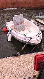 Barca 5 mt marca saver motore selva dorado 40 cv