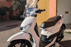 Peugeot Tweet 200 Active Abs