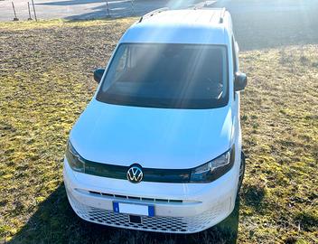 VWCaddyCalifornia 85kW ant.DSG bianco/ACCESSORIATO