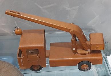 Camion  in legno anni' 70 43 cm