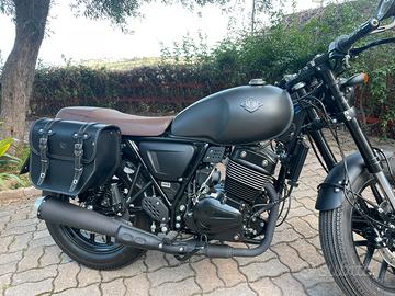 Moto Archive cafe racer 250, tipo scrambler